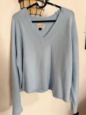 Universal Thread Light Blue V-Neck Sweater